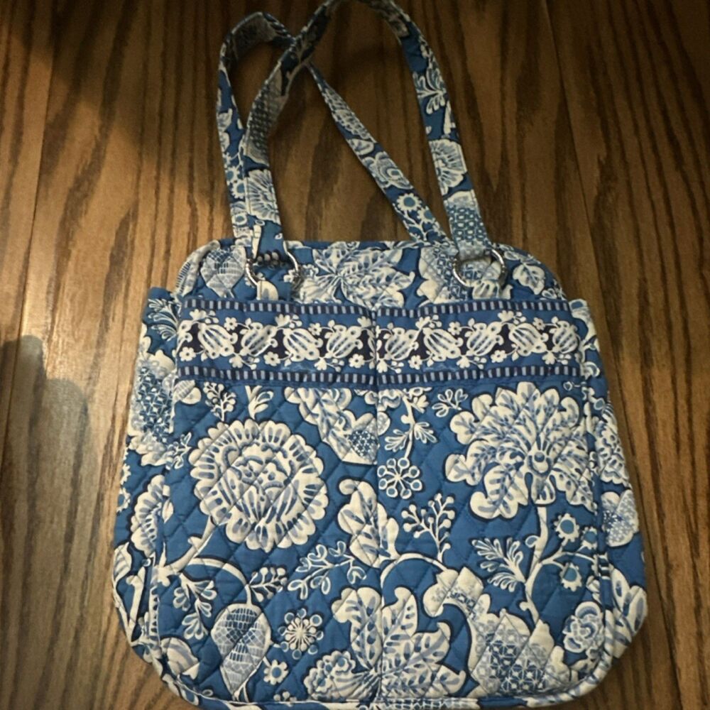 Vera Bradley Blue & White Floral Quilted Tote Bag Zip Top w/ Charm, Pockets